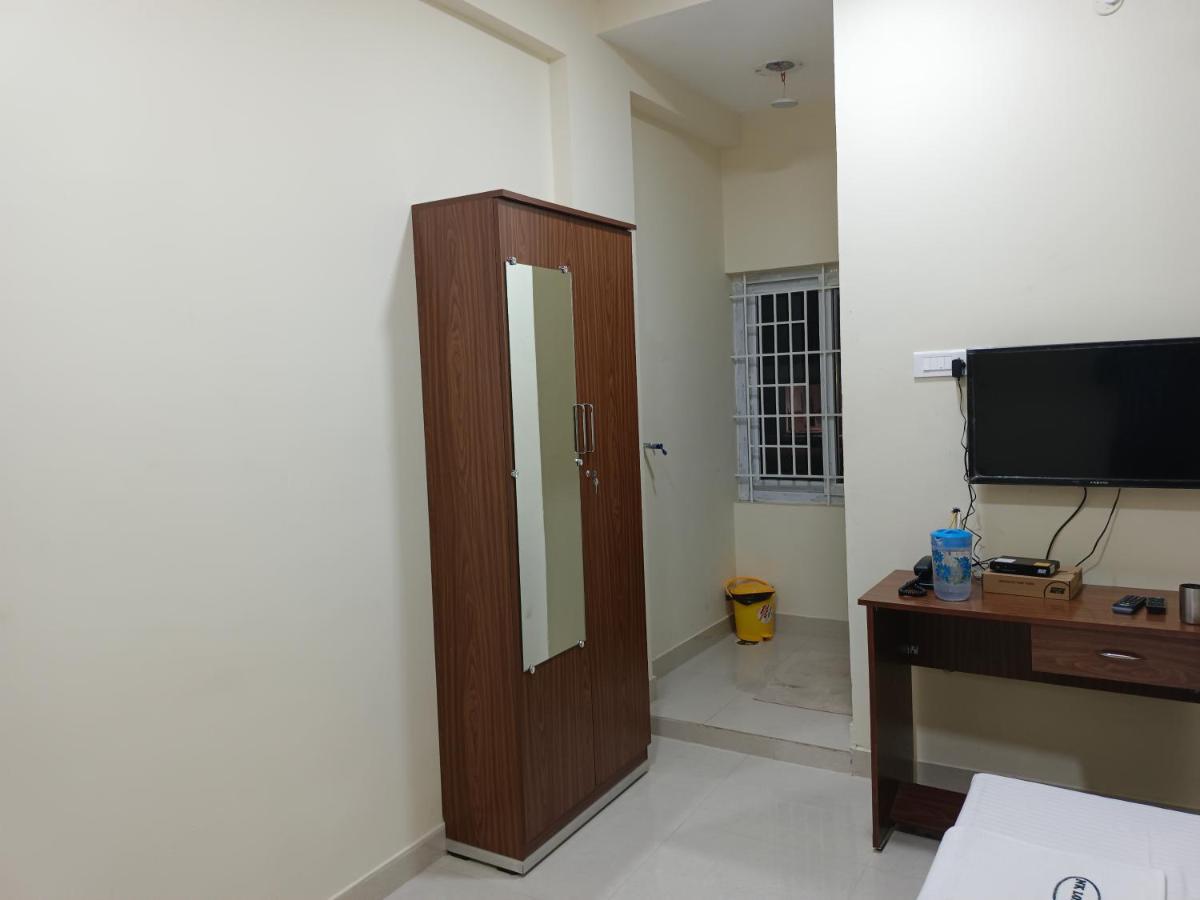 Nk Lodge Coimbatore Luaran gambar